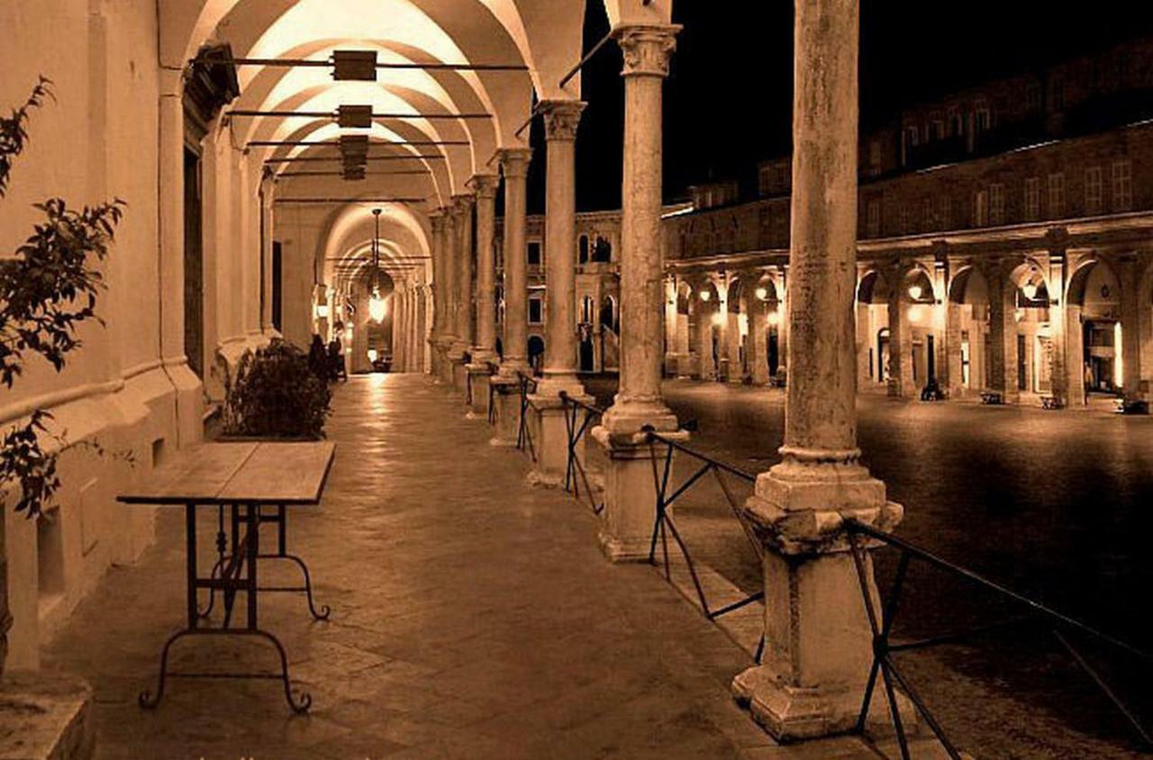 Appartamento A Palazzo Vinci Fermo Eksteriør bilde
